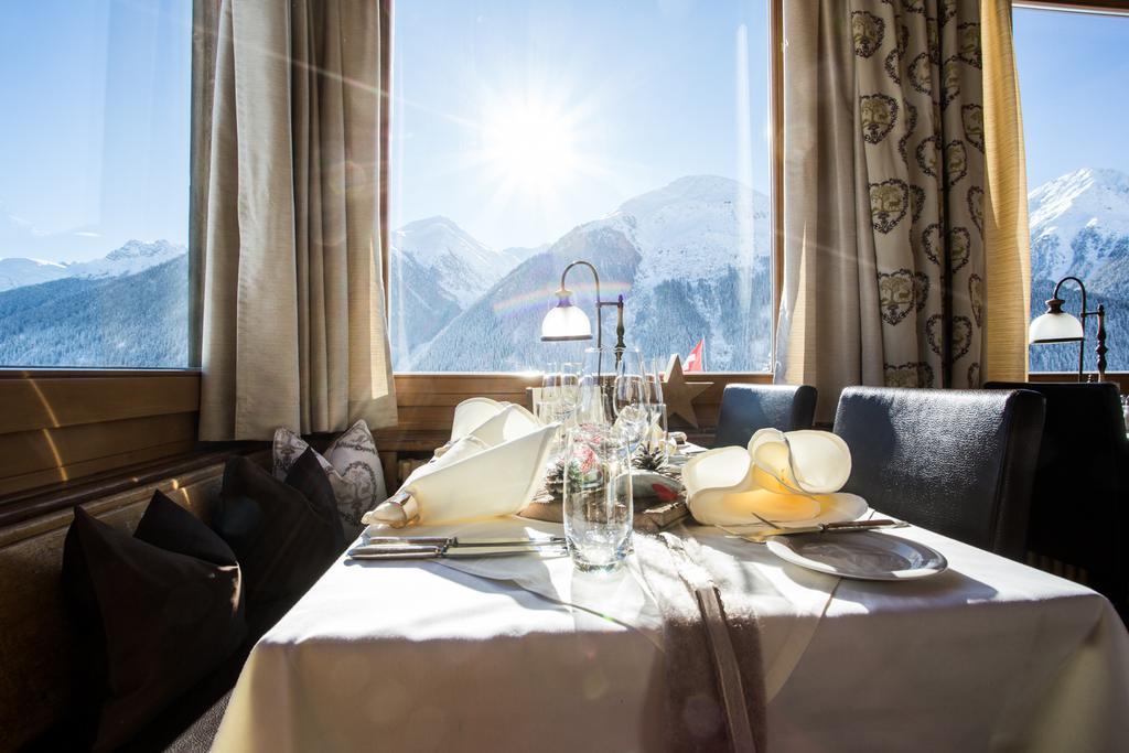 Meisser Hotel "Superior" Guarda Dış mekan fotoğraf