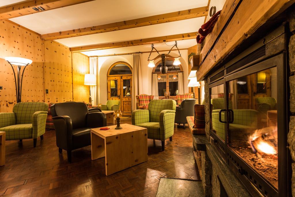 Meisser Hotel "Superior" Guarda Dış mekan fotoğraf